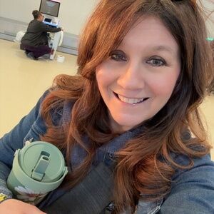 Meet your Posher, Kimberly